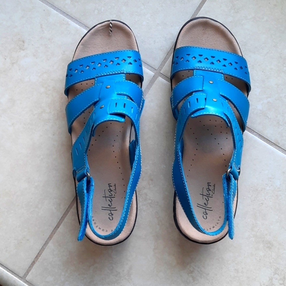 Clark's turquoise sandals, sz 9M